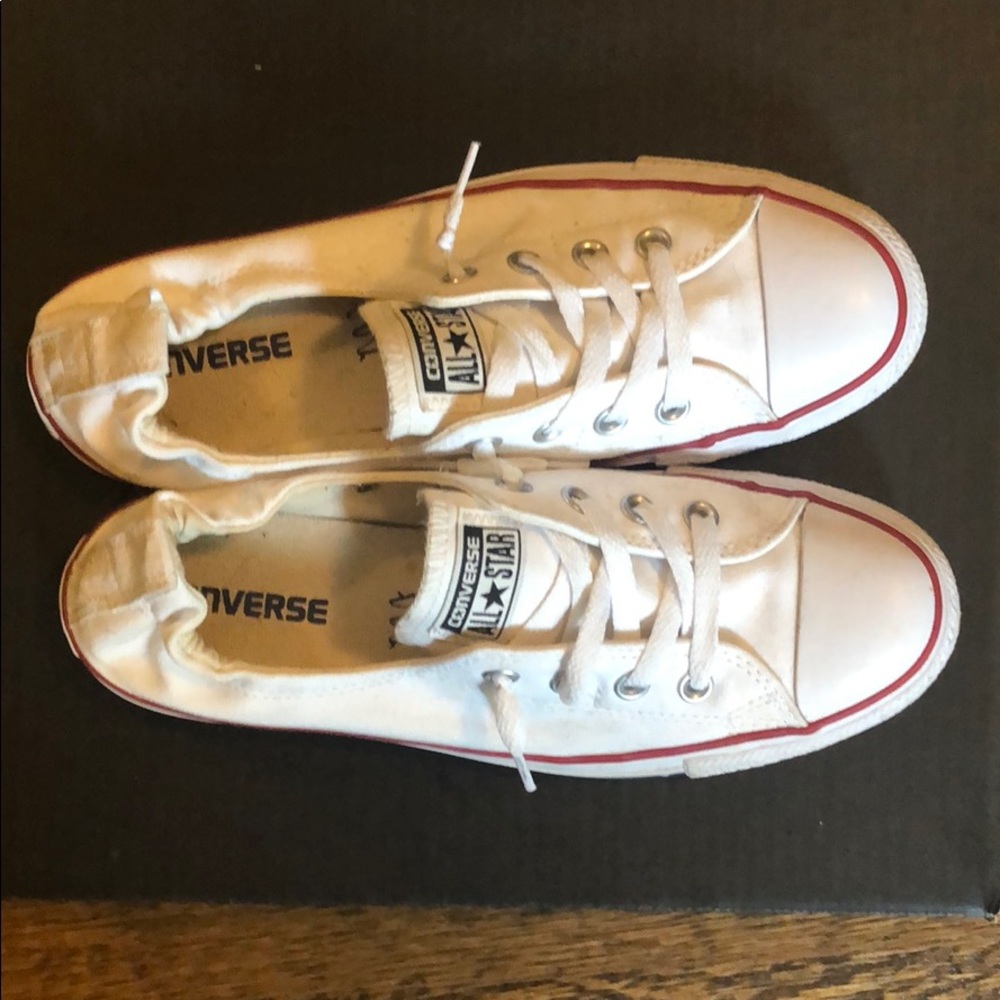 White Women’s Converse Shoreline